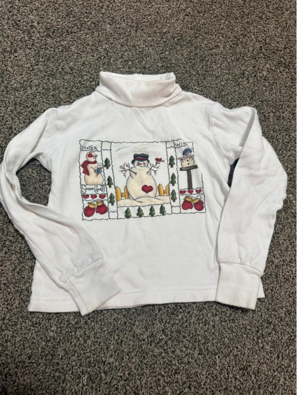 Genuine Sonoma Jean Company girls’ white long-sleeve turtleneck shirt